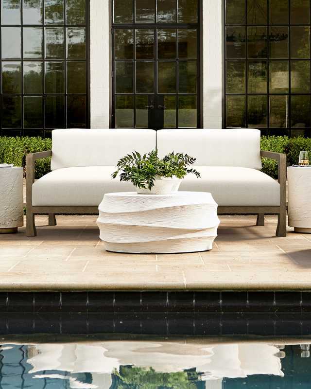 Tanah Outdoor Sofa
